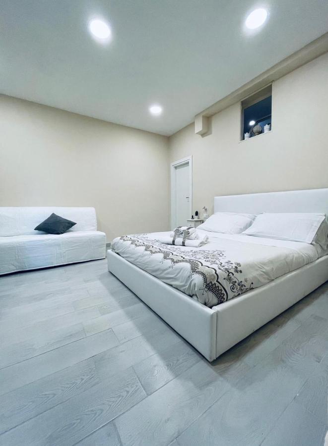 Riviera90 Apartment Napoli Bagian luar foto
